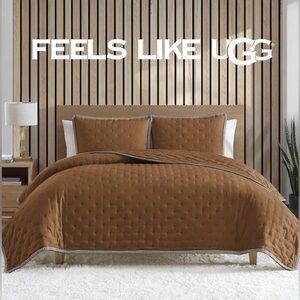 UGG Devon UGGBraid Quilt Set New